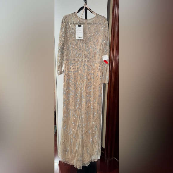 Long sleeve embellished long gown - Picture 7 of 8